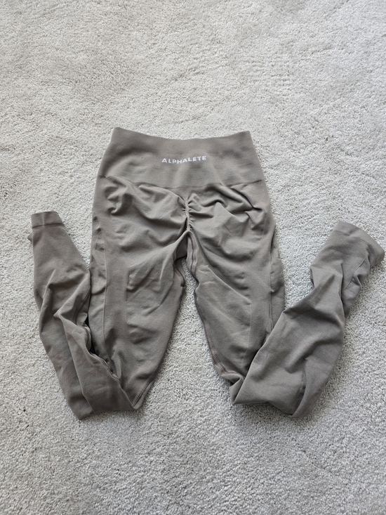 Alphalete Pants - Alphalete Contour Ultra High Rise Legging - Sand